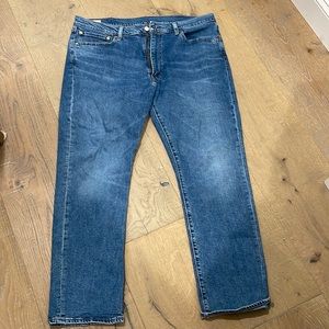 Like new Levi’s  jeans.  38 waist, 30 length.  Lightly used, great condition